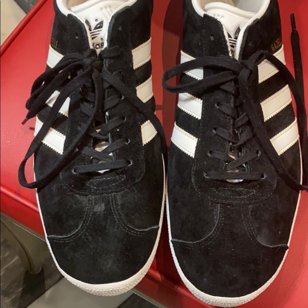 Adidas men’s sneakers